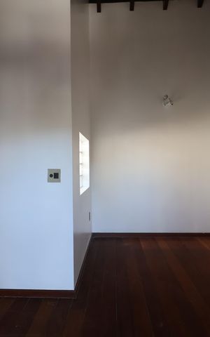 Casa para alugar com 600m², 5 quartos e 2 vagasQuarto 2