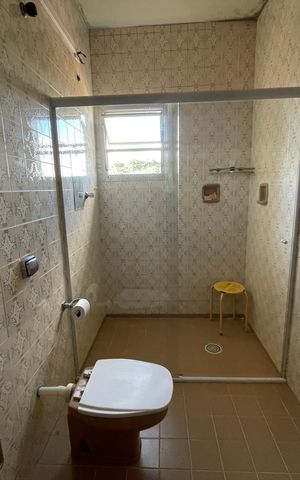Casa para alugar com 890m², 2 quartos e NaN vagas Casa para alugar com 890m², 2 quartos e NaN vagasBanheiro