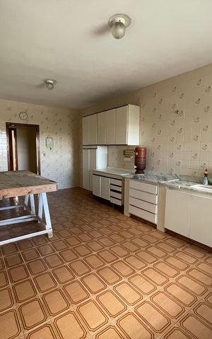 Casa para alugar com 890m², 2 quartos e NaN vagas Casa para alugar com 890m², 2 quartos e NaN vagasCozinha