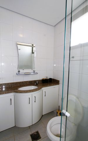 Apartamento à venda com 174m², 3 quartos e 2 vagasBanheiro Social