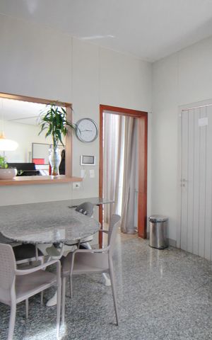 Casa à venda com 360m², 3 quartos e 3 vagasCozinha