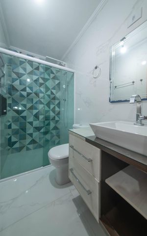 Casa à venda com 108m², 3 quartos e 2 vagasBanheiro da Suíte