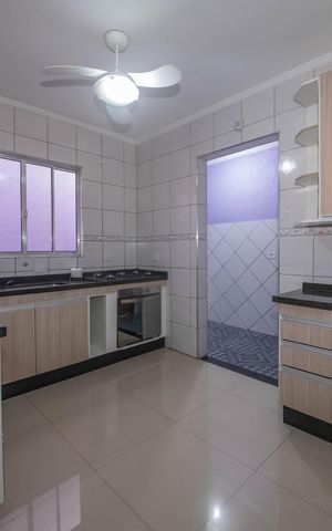 Casa à venda com 108m², 3 quartos e 2 vagasCozinha