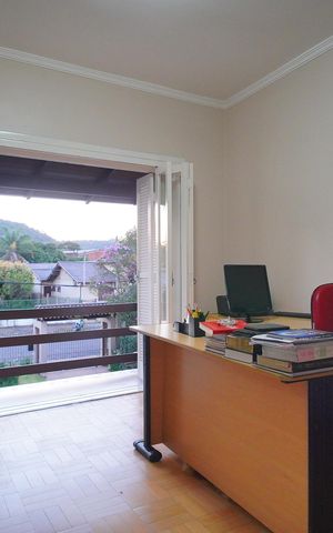 Casa à venda com 300m², 5 quartos e 2 vagasQuarto 1