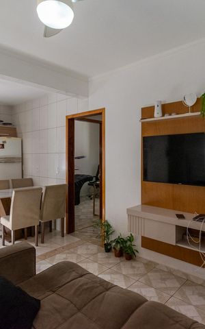 Casa à venda com 242m², 7 quartos e 4 vagas Casa à venda com 242m², 7 quartos e 4 vagasCasa 2 Sala