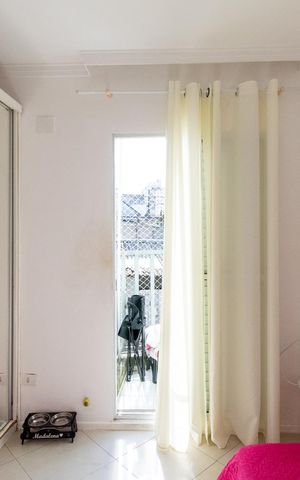 Casa à venda com 242m², 7 quartos e 4 vagas Casa à venda com 242m², 7 quartos e 4 vagasCasa 3 Quarto 1