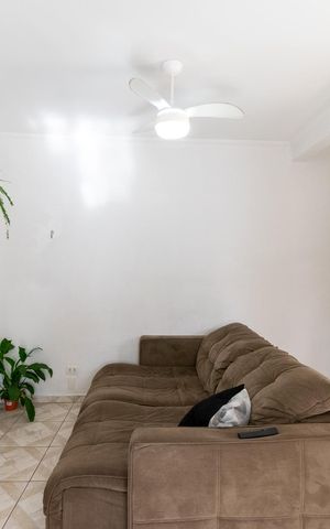 Casa à venda com 242m², 7 quartos e 4 vagas Casa à venda com 242m², 7 quartos e 4 vagasCasa 2 Sala