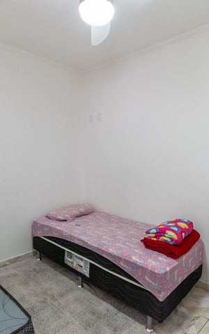 Casa à venda com 242m², 7 quartos e 4 vagas Casa à venda com 242m², 7 quartos e 4 vagasCasa 2 Quarto 2
