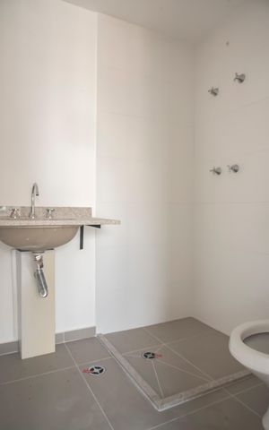 Apartamento à venda com 69m², 3 quartos e 1 vagaBanheiro da Suíte