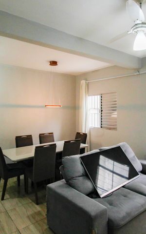 Casa para alugar com 75m², 2 quartos e sem vaga Casa para alugar com 75m², 2 quartos e sem vagaSala
