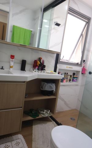 Apartamento à venda com 91m², 2 quartos e 1 vagaBanheiro da Suíte 1
