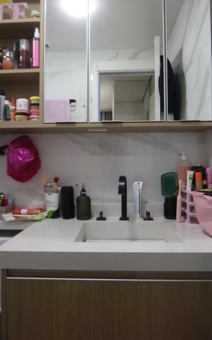 Apartamento à venda com 91m², 2 quartos e 1 vagaBanheiro da Suíte 2