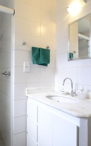 Casa à venda com 100m², 3 quartos e 1 vagaBanheiro