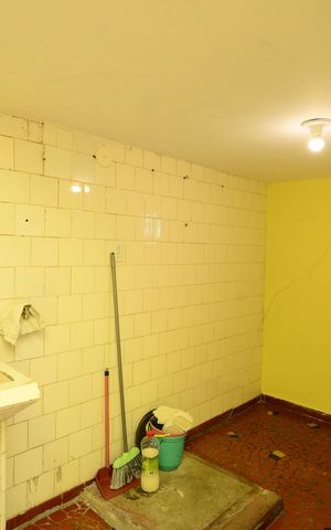 Casa à venda com 100m², 3 quartos e 1 vagaÁrea de Serviço