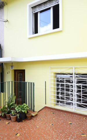 Casa à venda com 100m², 3 quartos e 1 vagaÁrea comum