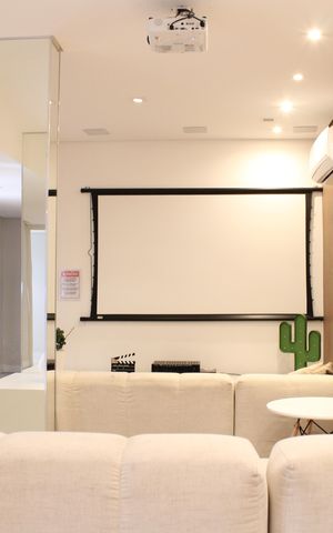 Apartamento à venda com 68m², 3 quartos e 1 vagaÁrea comum - Sala de Cinema