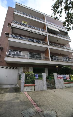 Apartamento à venda com 90m², 2 quartos e 1 vagaFachada do Prédio