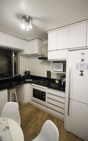 Casa de condomínio à venda com 142m², 3 quartos e 2 vagas Casa de condomínio à venda com 142m², 3 quartos e 2 vagasCozinha
