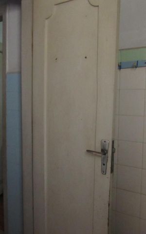 Casa à venda com 520m², 2 quartos e 5 vagasBanheiro 1