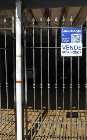Casa à venda com 520m², 2 quartos e 5 vagasFachada