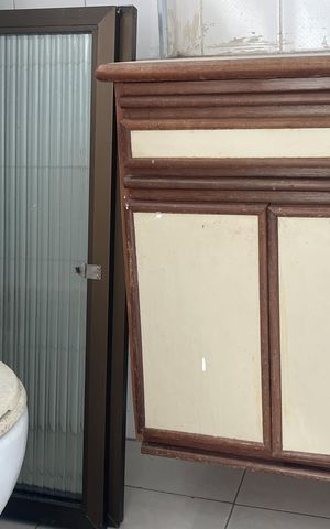 Apartamento para alugar com 104m², 2 quartos e 1 vaga Apartamento para alugar com 104m², 2 quartos e 1 vagaBanheiro de Serviço