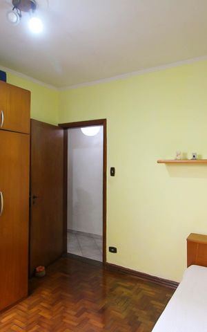 Casa à venda com 150m², 4 quartos e 4 vagas Casa à venda com 150m², 4 quartos e 4 vagasQuarto 3
