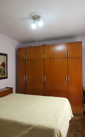 Casa à venda com 150m², 4 quartos e 4 vagas Casa à venda com 150m², 4 quartos e 4 vagasQuarto Suíte