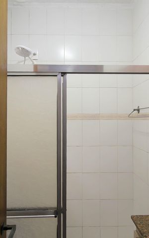 Casa à venda com 150m², 4 quartos e 4 vagas Casa à venda com 150m², 4 quartos e 4 vagasBanheiro da Suíte