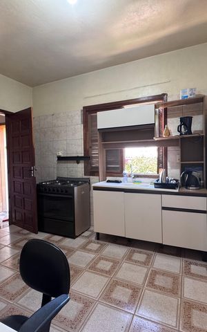 Casa à venda com 300m², 2 quartos e 2 vagas Casa à venda com 300m², 2 quartos e 2 vagasCozinha