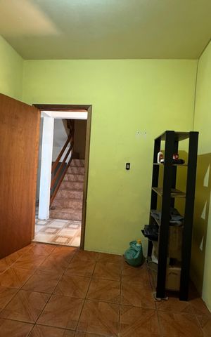 Casa à venda com 300m², 2 quartos e 2 vagas Casa à venda com 300m², 2 quartos e 2 vagasQuarto 2