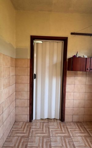 Casa à venda com 300m², 2 quartos e 2 vagas Casa à venda com 300m², 2 quartos e 2 vagasÁrea de Serviço