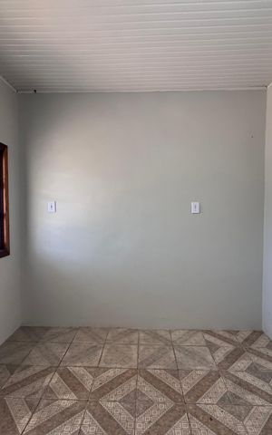Casa à venda com 300m², 2 quartos e 2 vagas Casa à venda com 300m², 2 quartos e 2 vagasSala