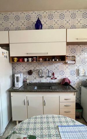Casa à venda com 158m², 3 quartos e 2 vagas Casa à venda com 158m², 3 quartos e 2 vagasCozinha