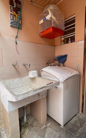 Casa à venda com 158m², 3 quartos e 2 vagas Casa à venda com 158m², 3 quartos e 2 vagasÁrea de Serviço