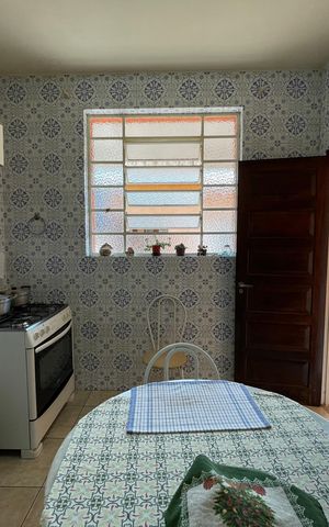 Casa à venda com 158m², 3 quartos e 2 vagas Casa à venda com 158m², 3 quartos e 2 vagasCozinha