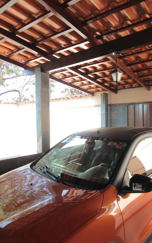 Casa à venda com 351m², 2 quartos e 1 vagaGaragem