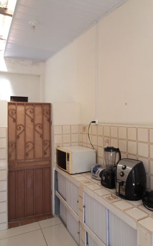 Casa à venda com 351m², 2 quartos e 1 vagaCozinha