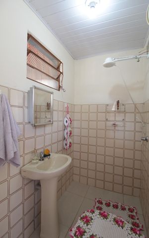 Casa à venda com 351m², 2 quartos e 1 vagaBanheiro Social 2