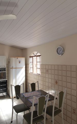 Casa à venda com 351m², 2 quartos e 1 vagaCozinha
