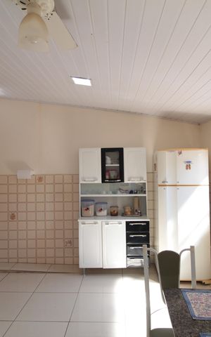 Casa à venda com 351m², 2 quartos e 1 vagaCozinha