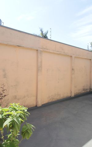 Casa à venda com 351m², 2 quartos e 1 vagaQuintal