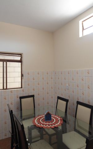 Casa à venda com 351m², 2 quartos e 1 vagaCopa