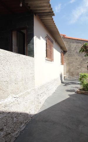 Casa à venda com 351m², 2 quartos e 1 vagaQuintal