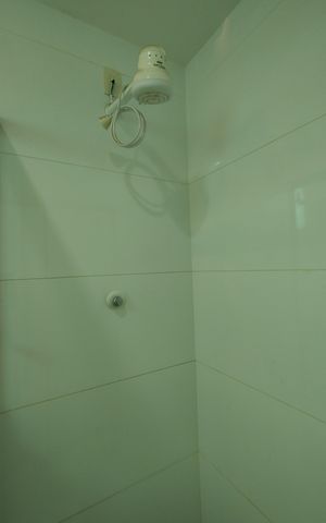 Casa de condomínio à venda com 900m², 5 quartos e 2 vagasBanheiro da Suíte 1