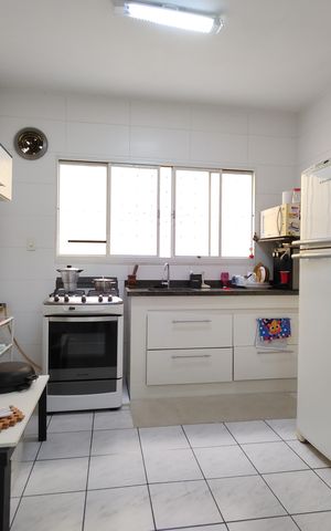 Casa de condomínio à venda com 900m², 5 quartos e 2 vagas Casa de condomínio à venda com 900m², 5 quartos e 2 vagasCozinha