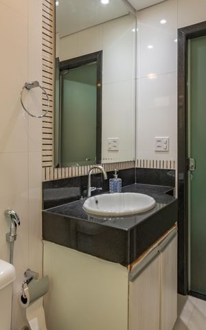 Apartamento à venda com 200m², 4 quartos e 2 vagas Apartamento à venda com 200m², 4 quartos e 2 vagasBanheiro Social