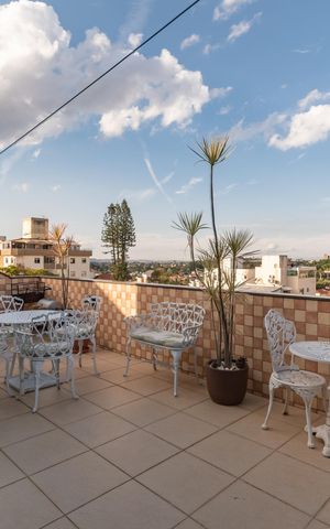 Apartamento à venda com 200m², 4 quartos e 2 vagas Apartamento à venda com 200m², 4 quartos e 2 vagasCobertura