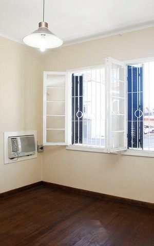 Casa para alugar com 117m², 2 quartos e 4 vagasQuarto 1