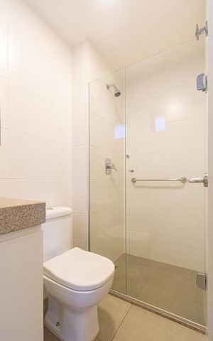 Apartamento à venda com 96m², 1 quarto e 2 vagas Apartamento à venda com 96m², 1 quarto e 2 vagasBanheiro da Suíte