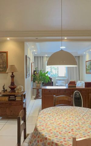 Apartamento à venda com 95m², 2 quartos e sem vaga Apartamento à venda com 95m², 2 quartos e sem vagaSala de Jantar